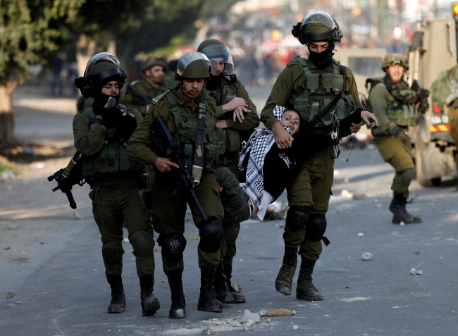 İsrail tutuklu Filistinli çocuklara işkence ediyor